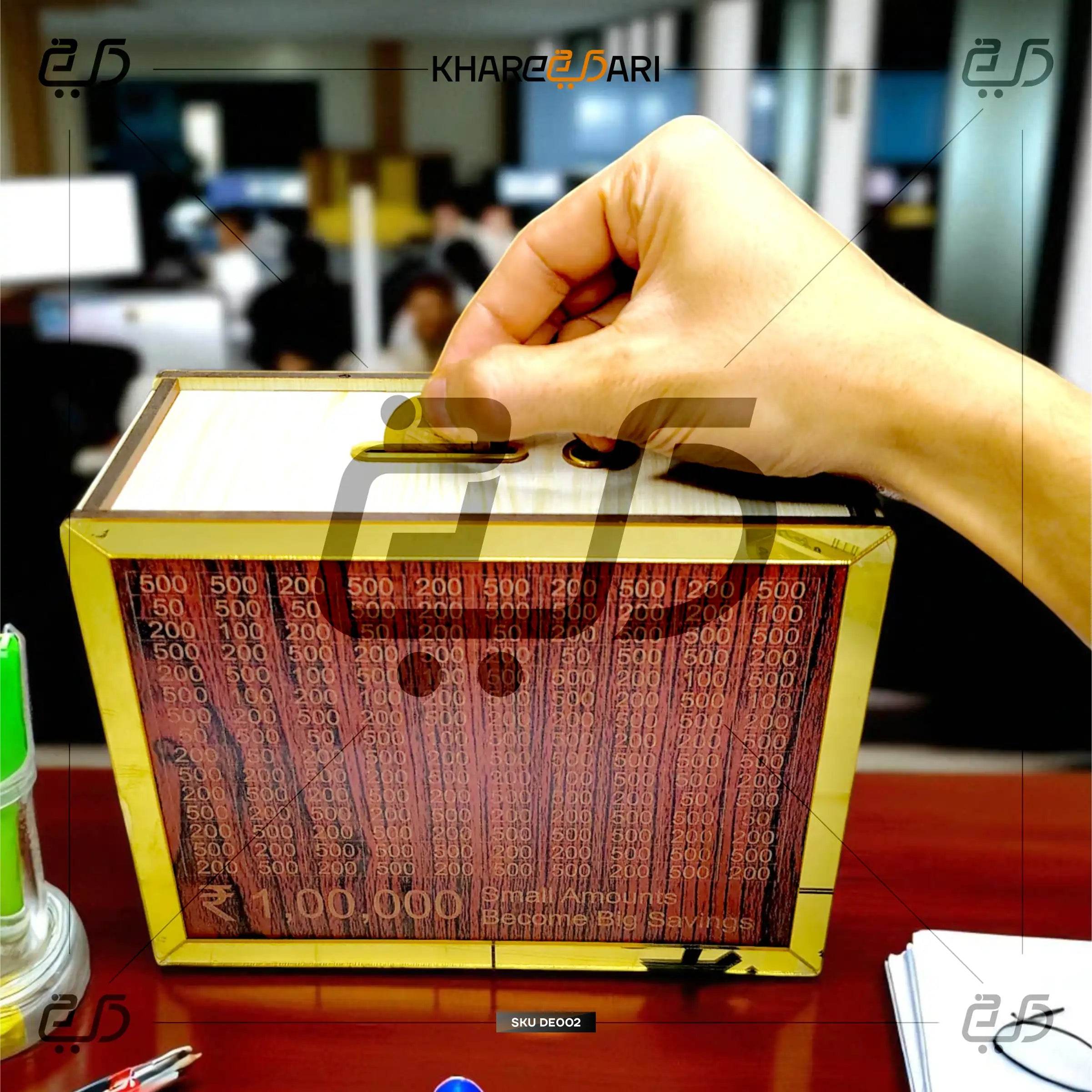 Umrah Saving Box – ₹1,00,000 Wooden Money Bank with Tracker & Lock - Khareedari 