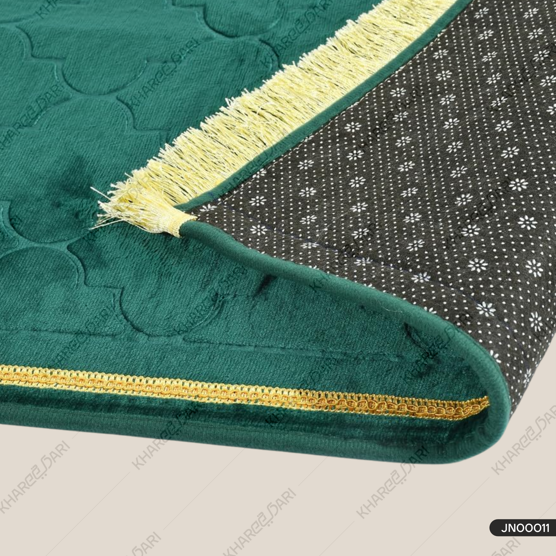 Jannat Premium Janamaz Prayer Mat Musalla Soft Velvet Mat for Salah  and Namaz