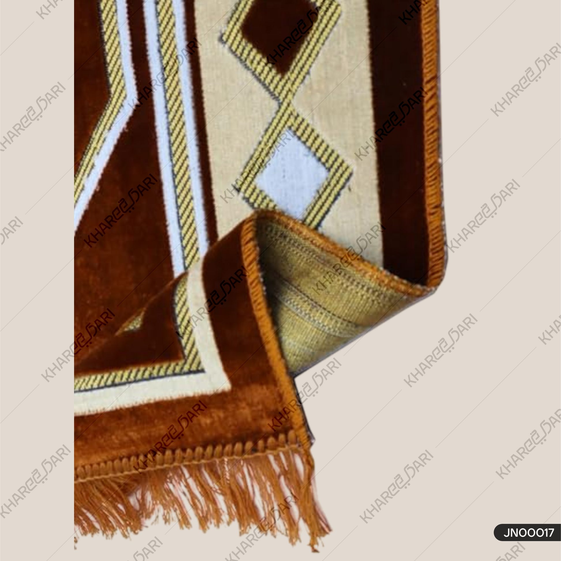 Turkish Velvet Musallah Janamaz for Ultimate Comfort During Eid and Ramadan