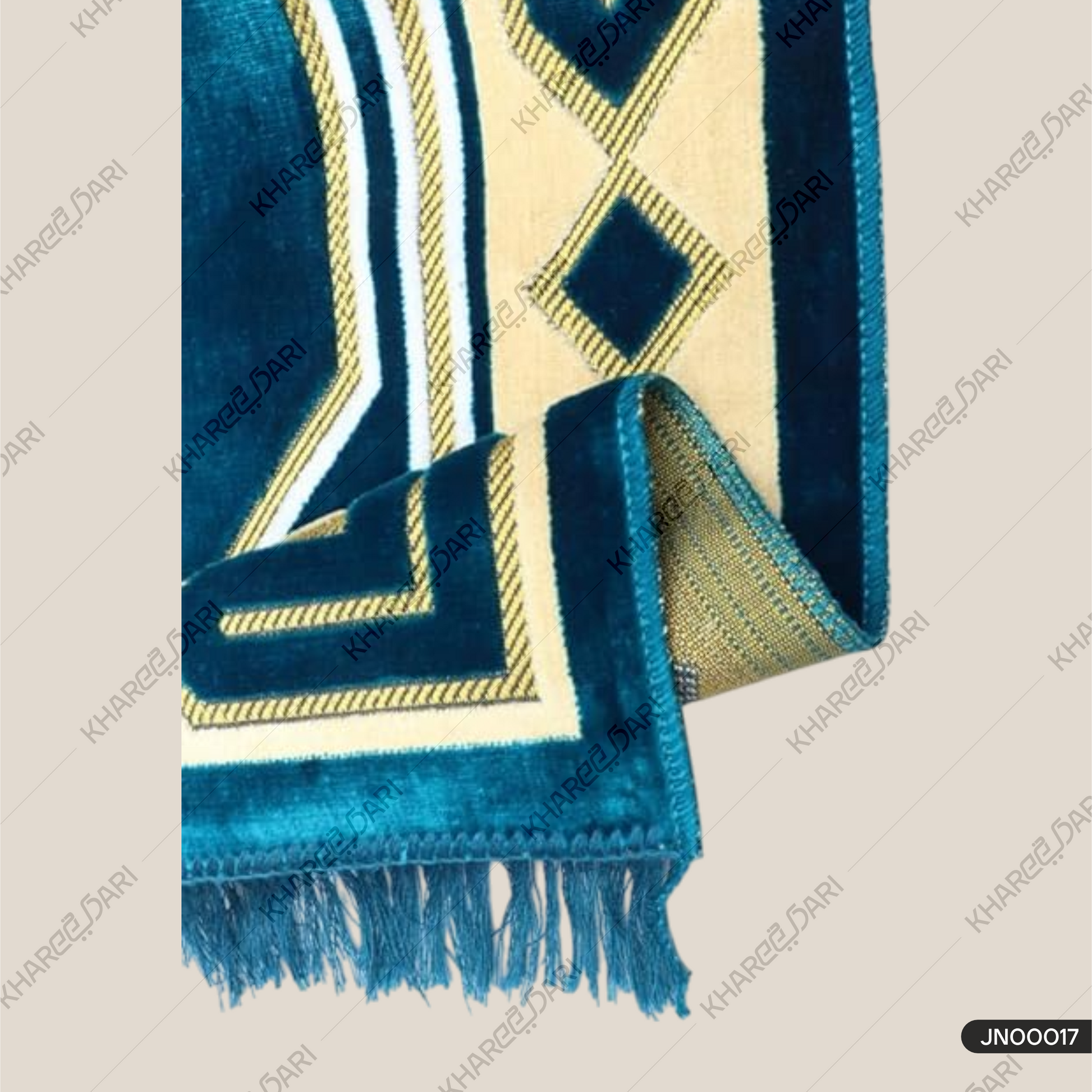 Turkish Velvet Musallah Janamaz for Ultimate Comfort During Eid and Ramadan