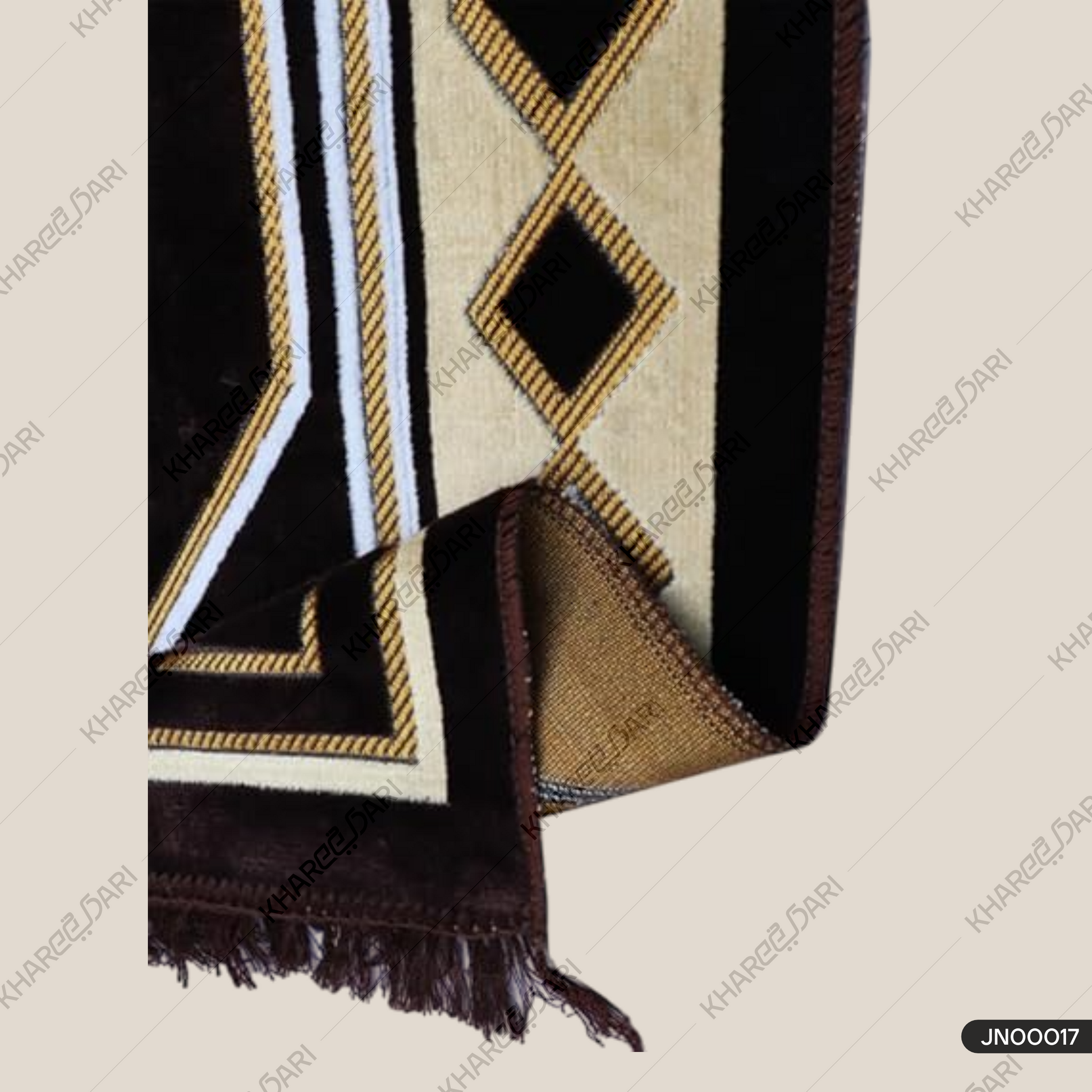 Turkish Velvet Musallah Janamaz for Ultimate Comfort During Eid and Ramadan