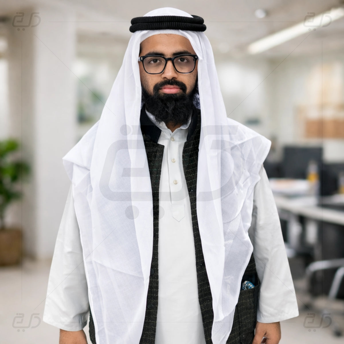 Premium Arabian Shemagh – Traditional Arab Cotton Headscarf