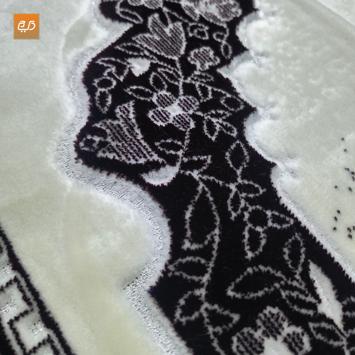 Gradient Mehrab Soft Velvet Janamaz