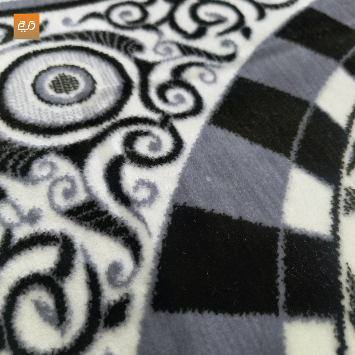 Noor Al Haram | Ivory Royal Velvet Janamaz
