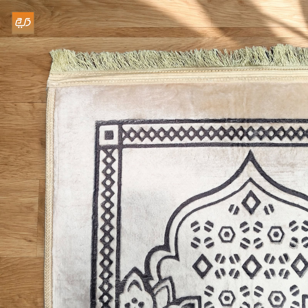 Ornate Floral Mandala Prayer Janamaz