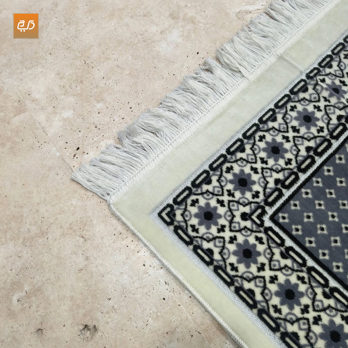 Grey Scallop Mehrab Soft Velvet Janamaz