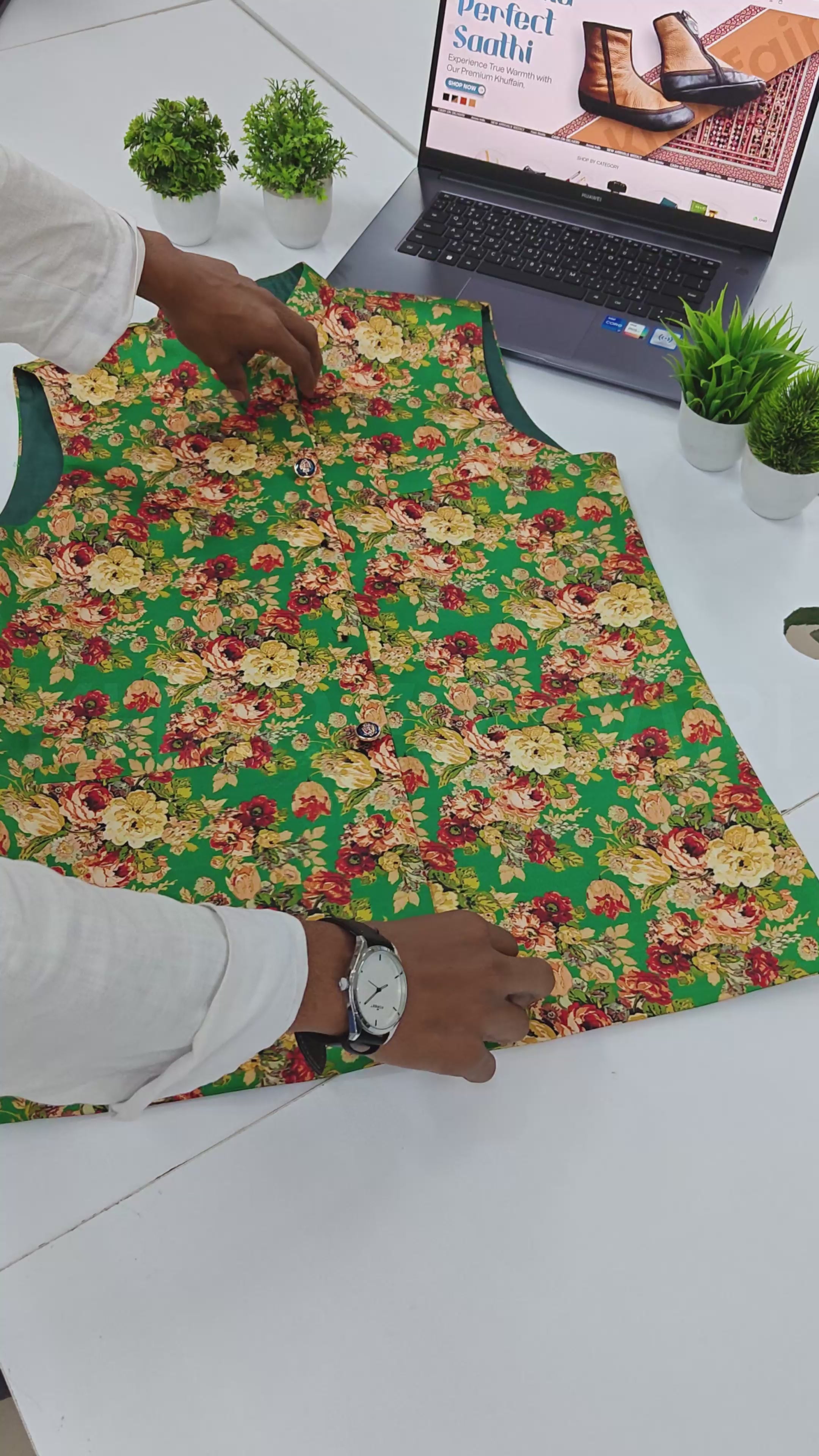 Floral Printed Satin Nehru Jacket (Sadri)