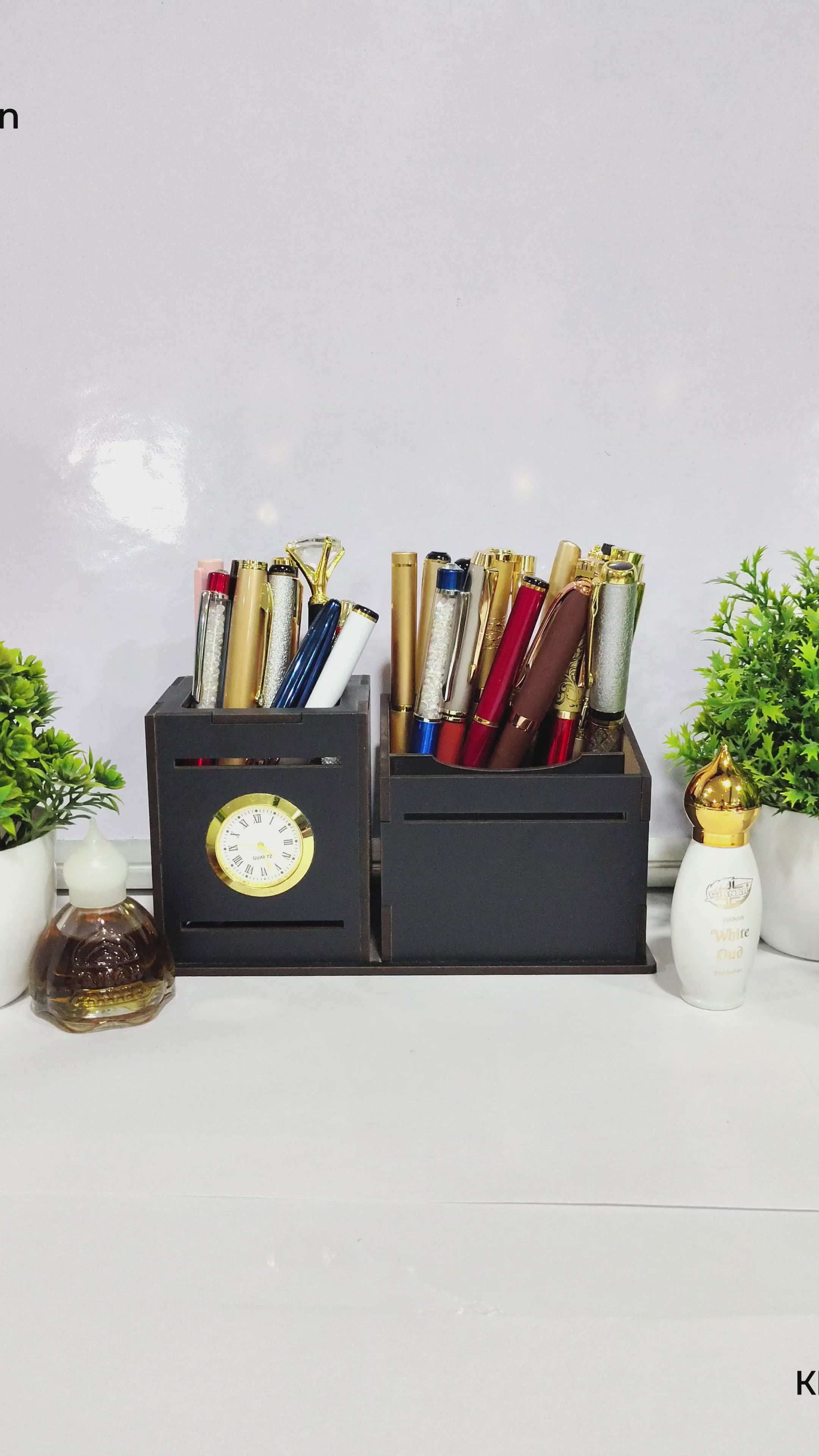 Safa Signature Pen – White & Gold | Customised & Personalised Gift