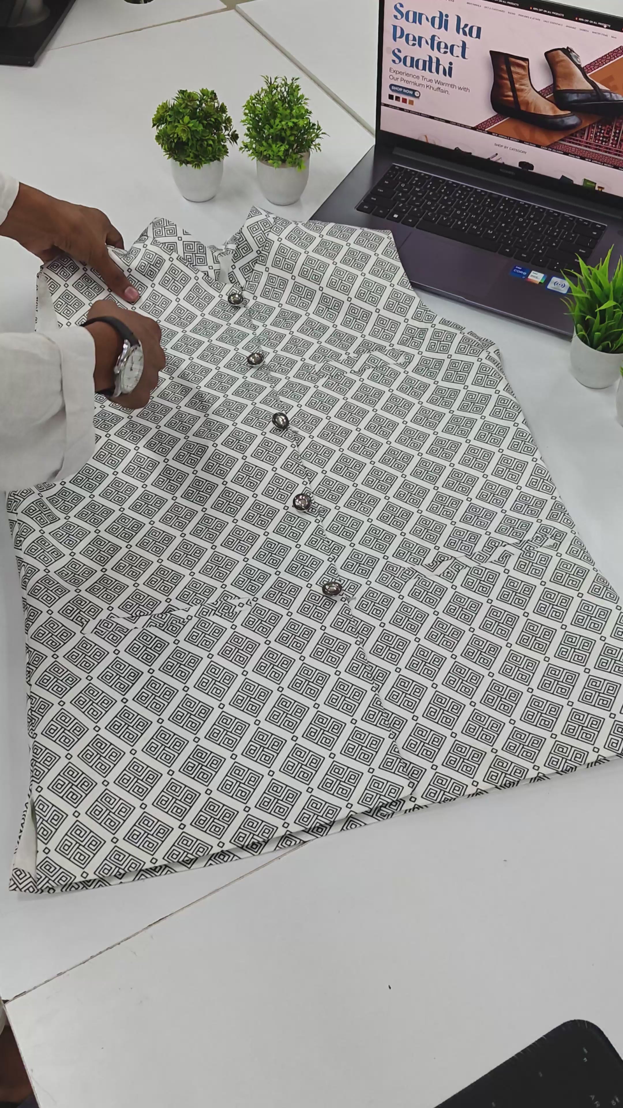 Geometric Printed Satin Nehru Jacket (Sadri)